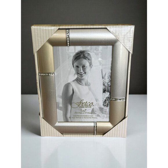 Elegant Fetco Home Decor 5x7 Frame With Rhinestone Accents Metallic Finish - Picture 4 of 6